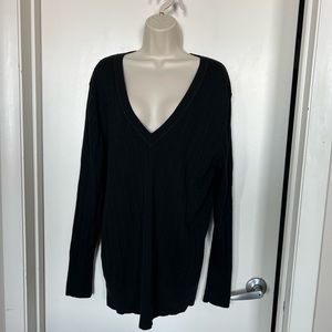 Xxl old navy vneck sweater black